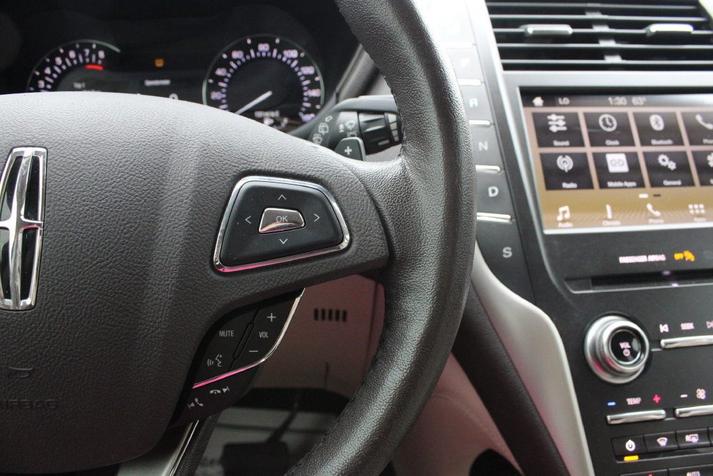 Used 2019 Lincoln MKC Premiere FWD image 14