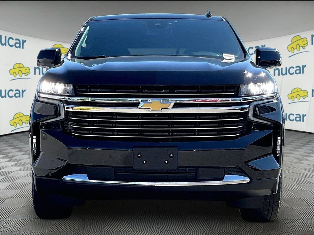 Used 2024 Chevrolet Suburban LT w/ LT Signature Package AWD/4WD image 2