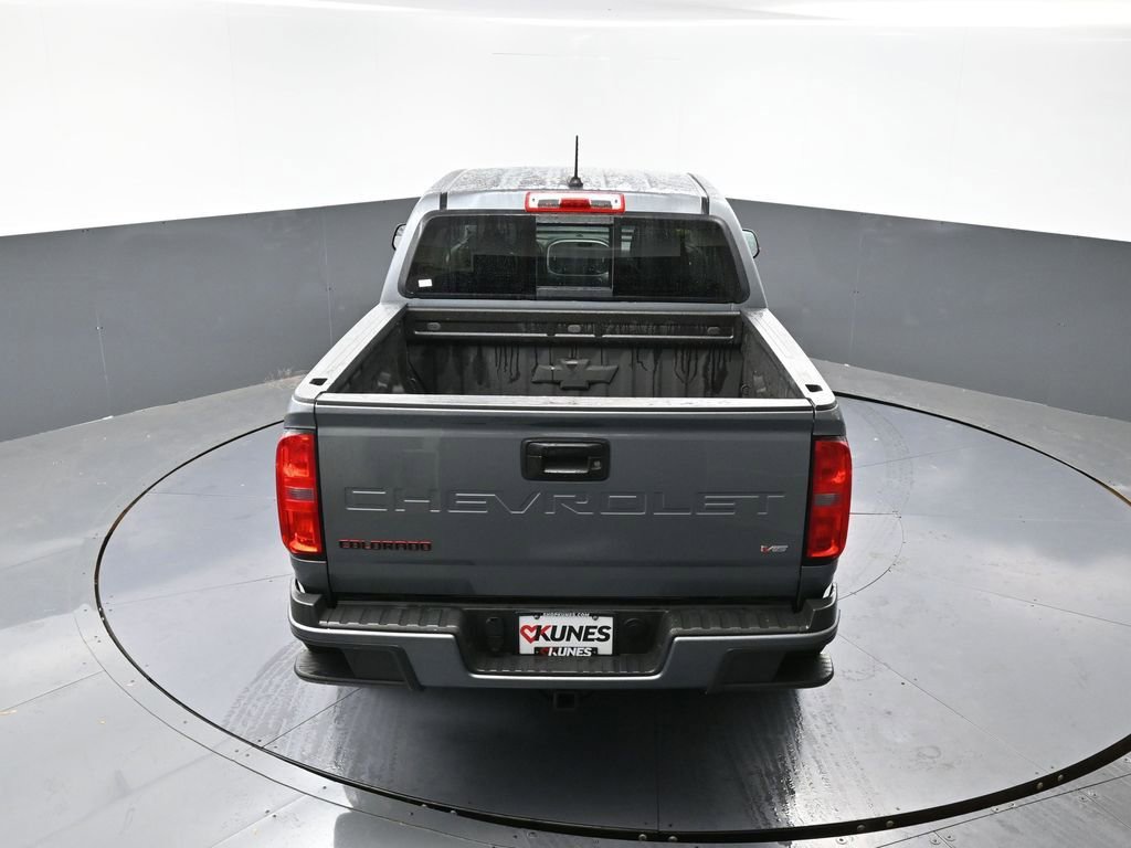 Used 2022 Chevrolet Colorado LT w/ Redline Special Edition image 22