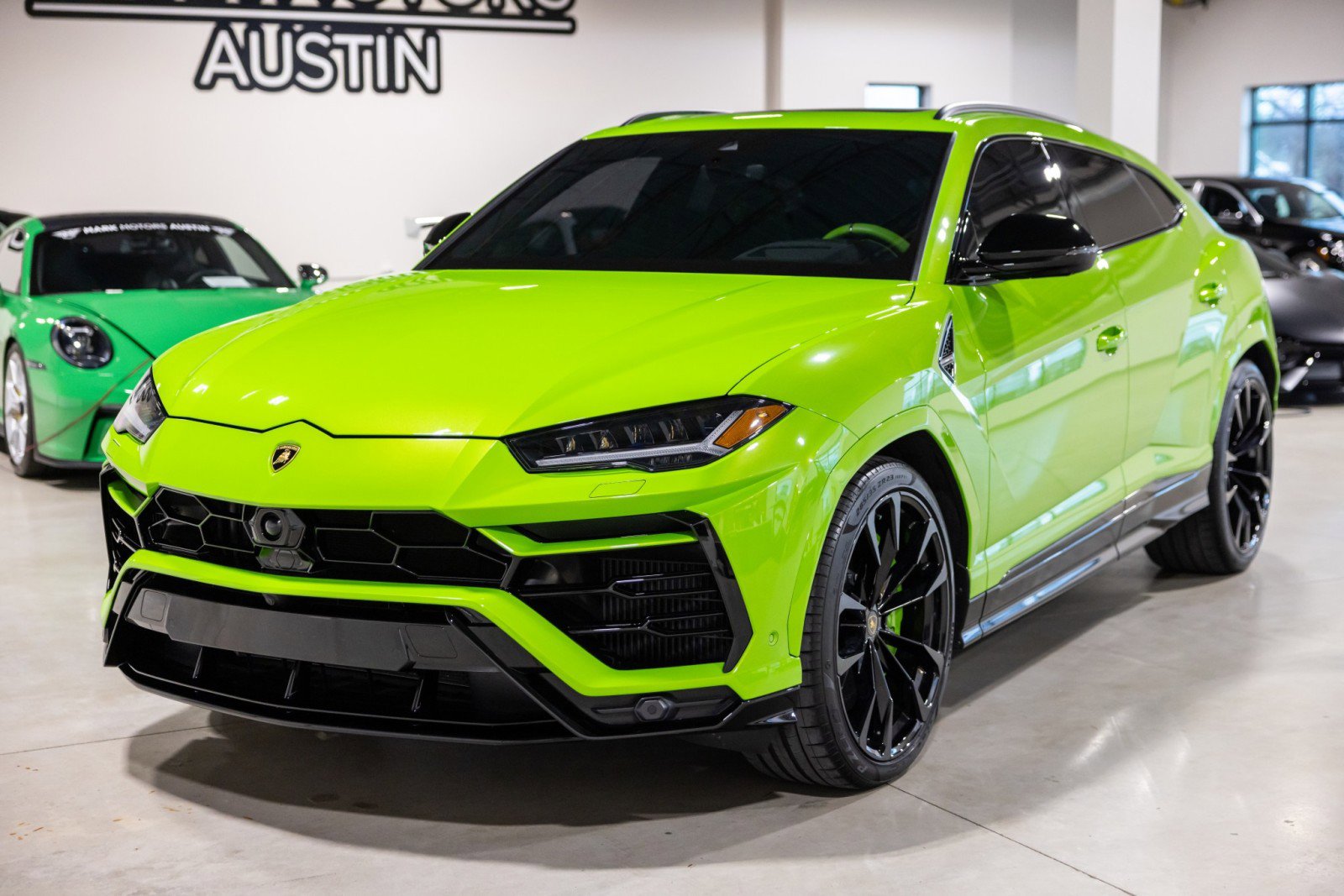 Used 2022 Lamborghini Urus image 12