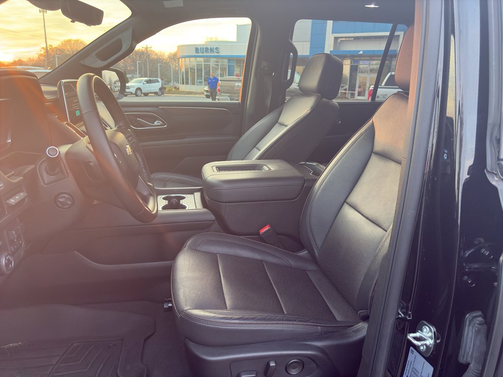 Used 2024 Chevrolet Tahoe High Country image 10