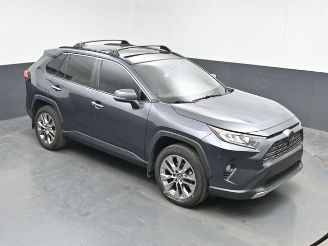 Used 2019 Toyota RAV4 Limited w/ Advanced Technology Package image 13