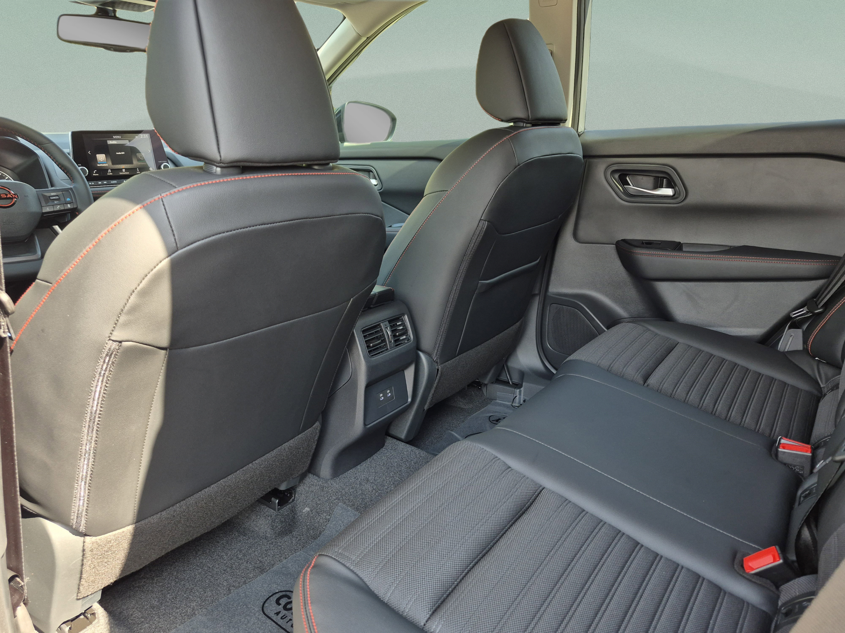 New 2026 Nissan Rogue SV w/ Rock Creek Premium Package AWD/4WD image 17