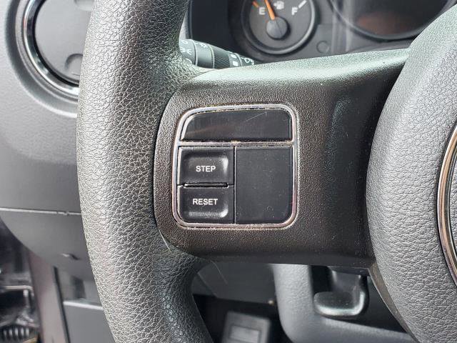 Used 2017 Jeep Patriot Sport w/ Power Value Group FWD image 9