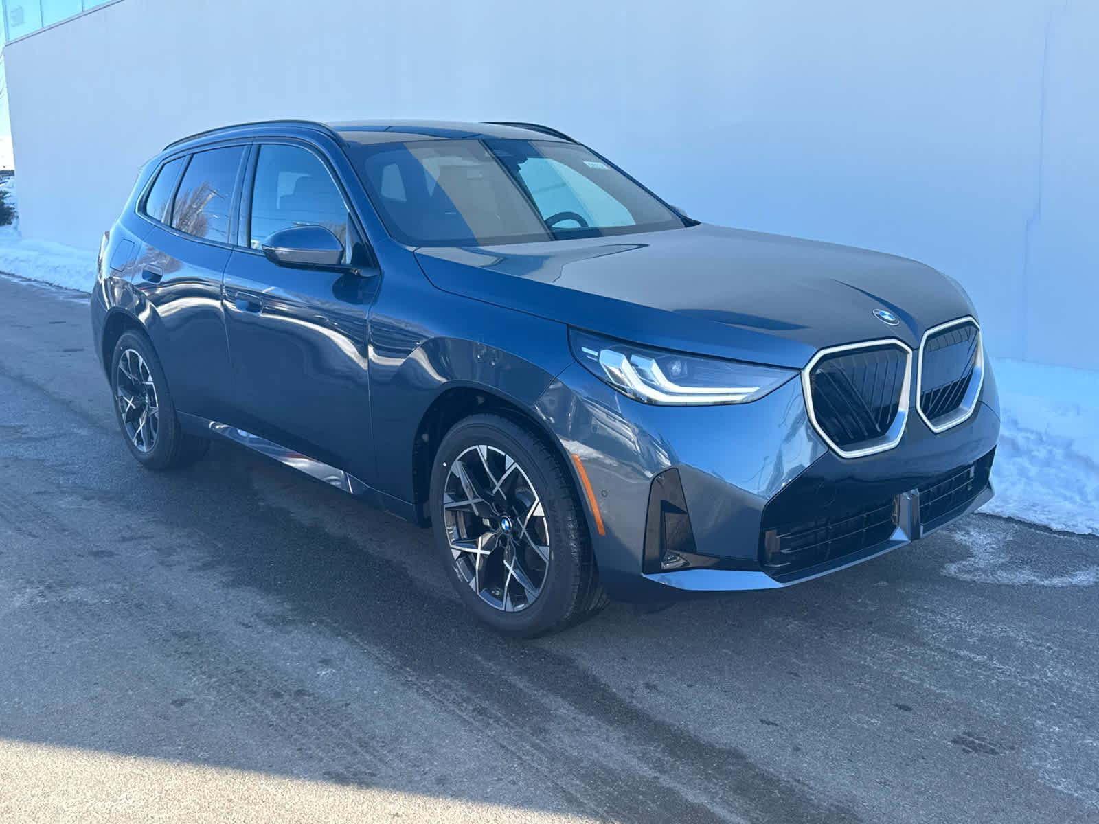 New 2026 BMW X3 xDrive30 w/ M Sport Package image 2