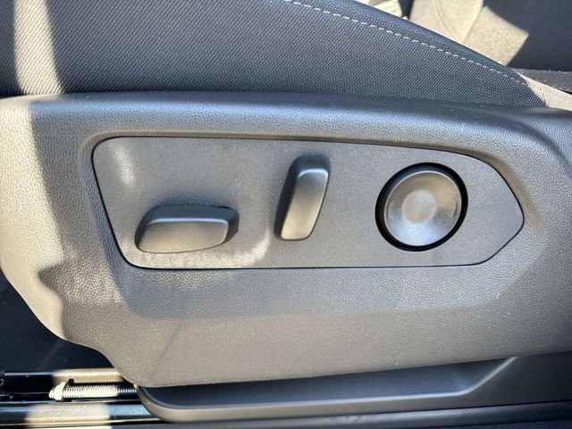 New 2026 GMC Sierra 1500 Elevation image 12