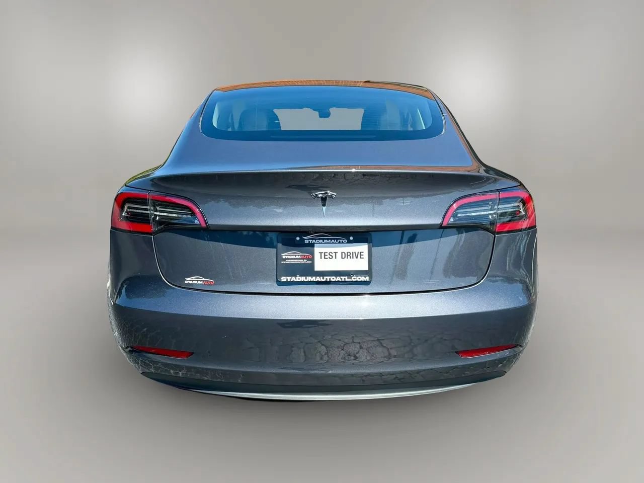 Used 2023 Tesla Model 3 Standard Range RWD image 4