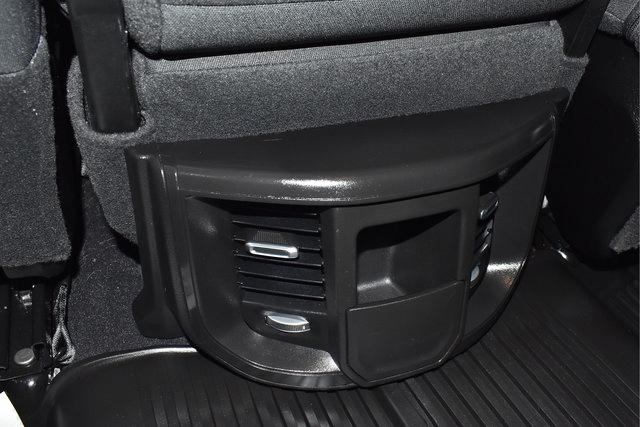 Certified 2026 RAM 2500 Big Horn AWD/4WD image 18