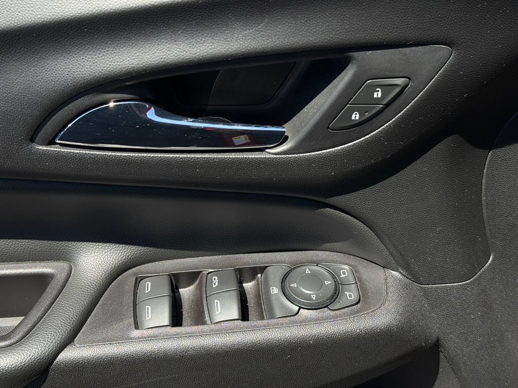 Used 2020 Chevrolet Equinox LT FWD image 5