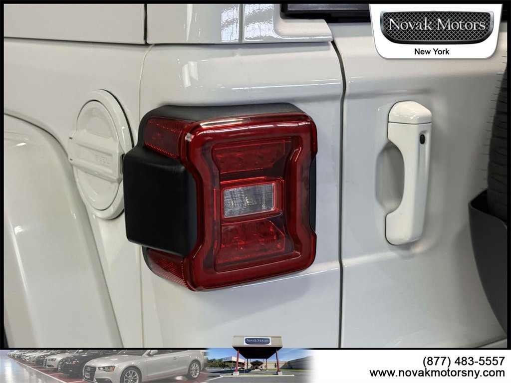 Used 2023 Jeep Wrangler Altitude image 6