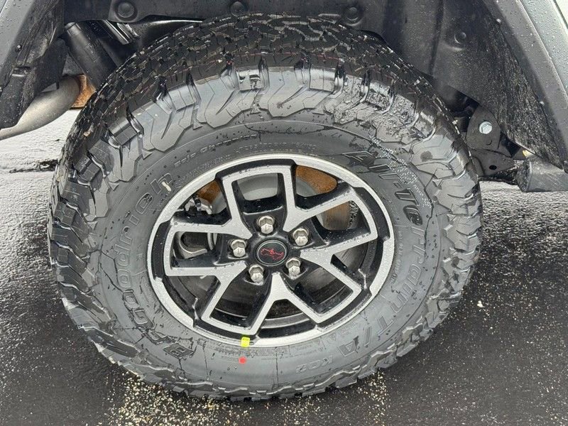 New 2026 Jeep Wrangler Unlimited Rubicon w/ Safety Group AWD/4WD image 4
