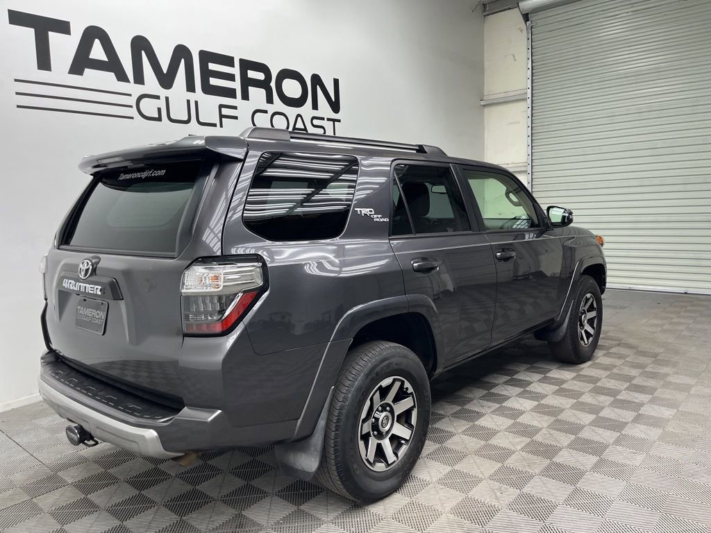 Used 2021 Toyota 4Runner TRD Off-Road Premium w/ Moonroof Package AWD/4WD image 7