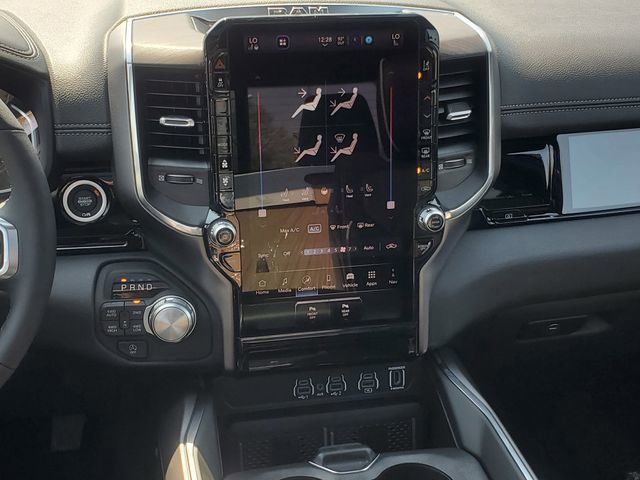New 2026 RAM 1500 Laramie AWD/4WD image 18