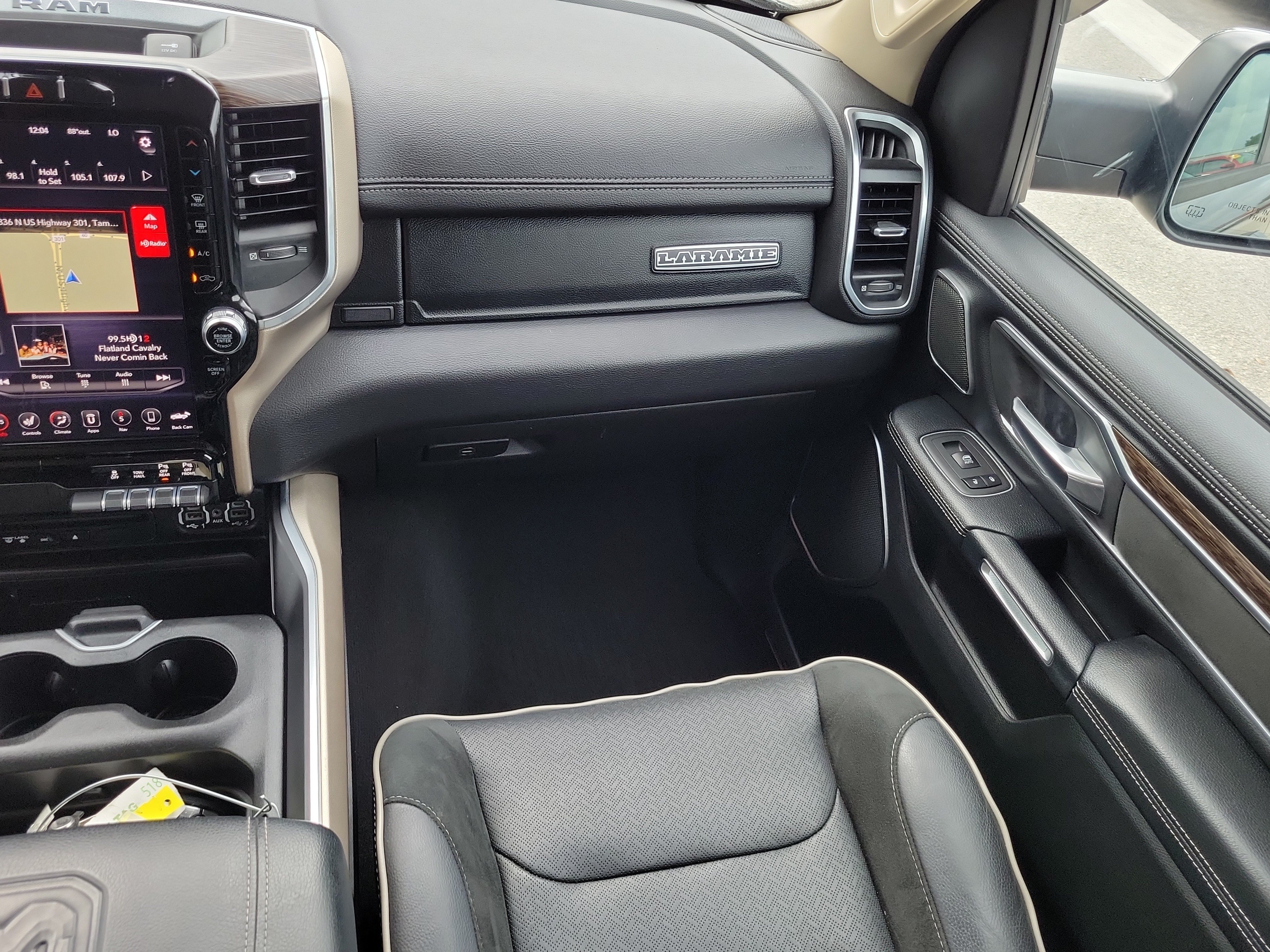 Used 2019 RAM 1500 Laramie RWD image 14