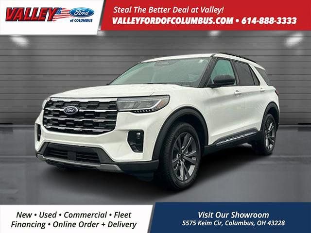 New 2025 Ford Explorer Active w/ Active Comfort Package image 3