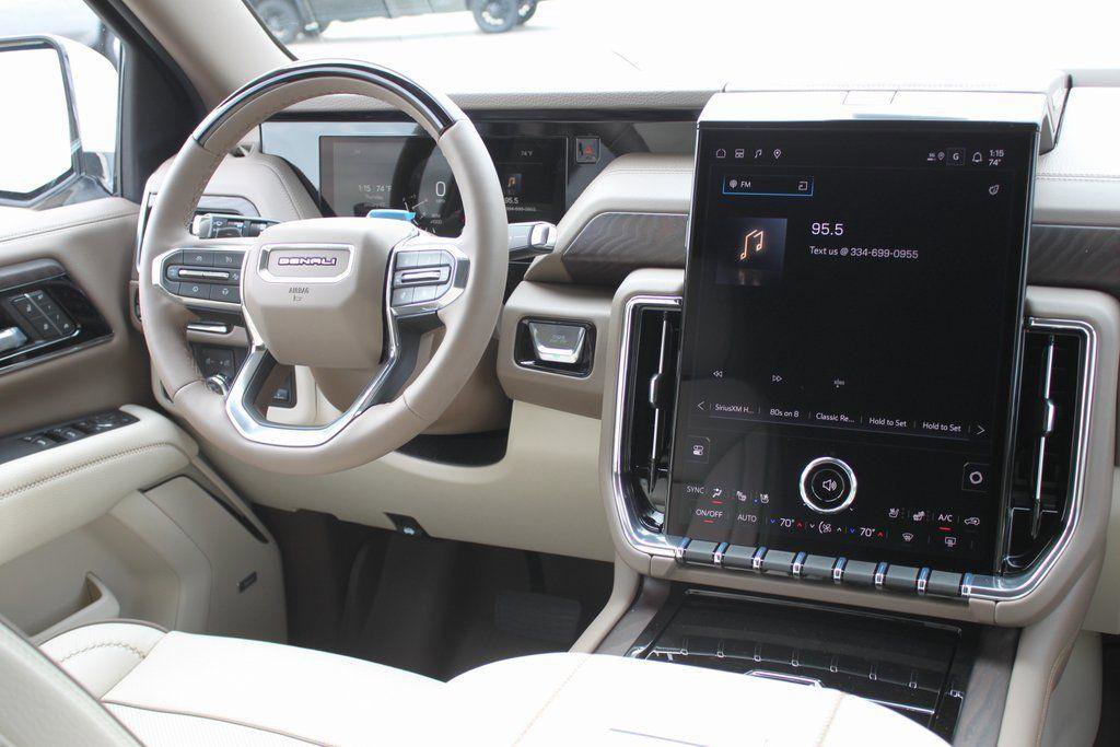 New 2026 GMC Yukon Denali w/ Denali Reserve Package image 11