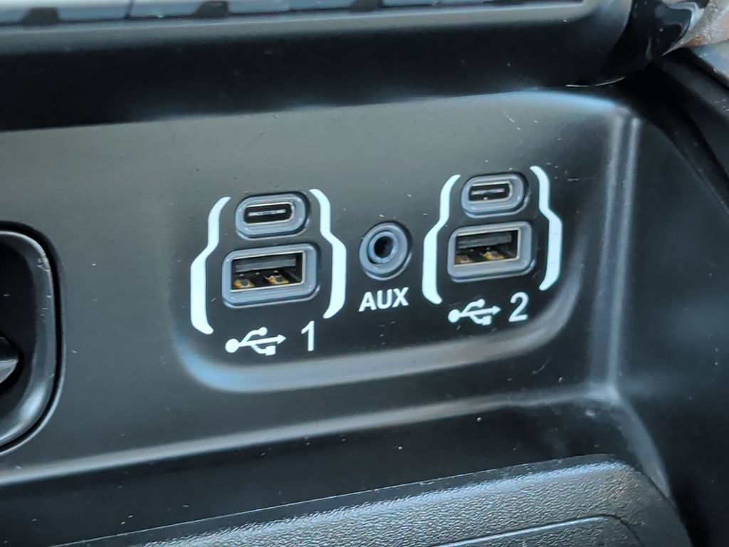 Used 2021 RAM 2500 Laramie AWD/4WD image 28