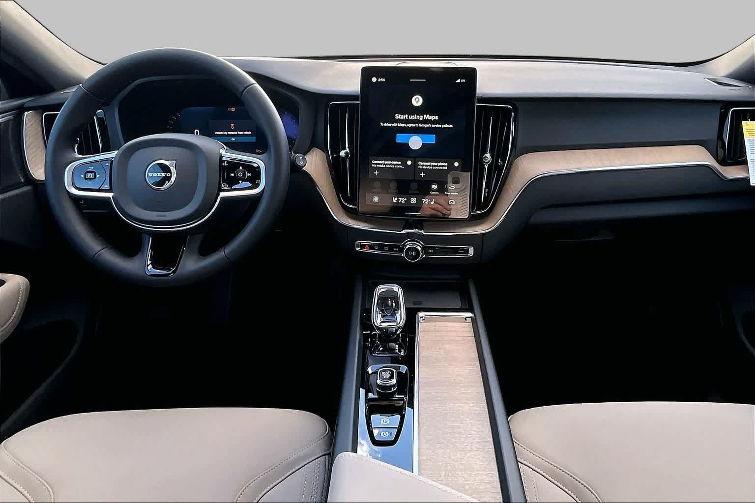 New 2026 Volvo XC60 B5 Plus w/ Protection Package Premier AWD/4WD image 7