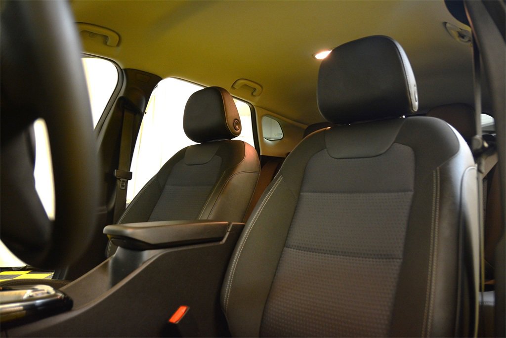 Used 2025 Chevrolet Trax LT image 27