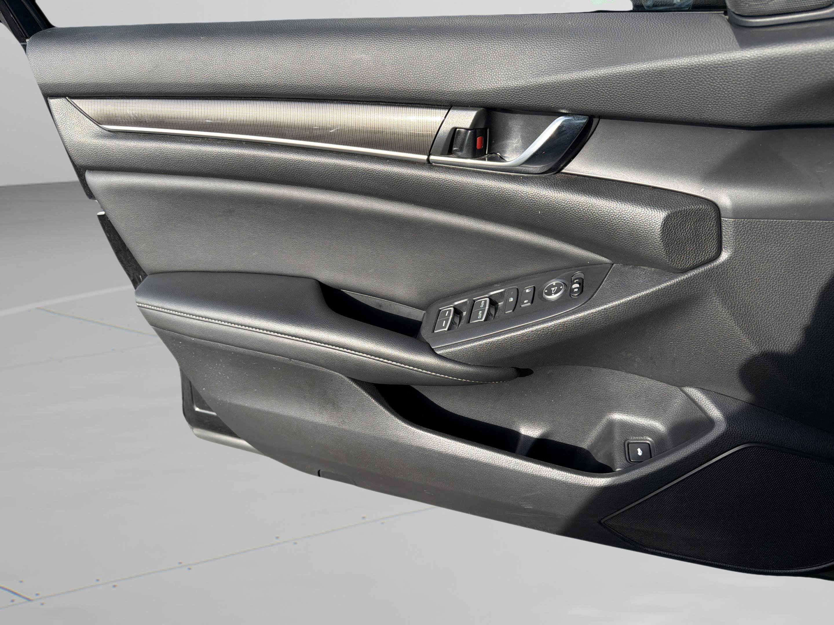 Certified 2021 Honda Accord Sport image 29