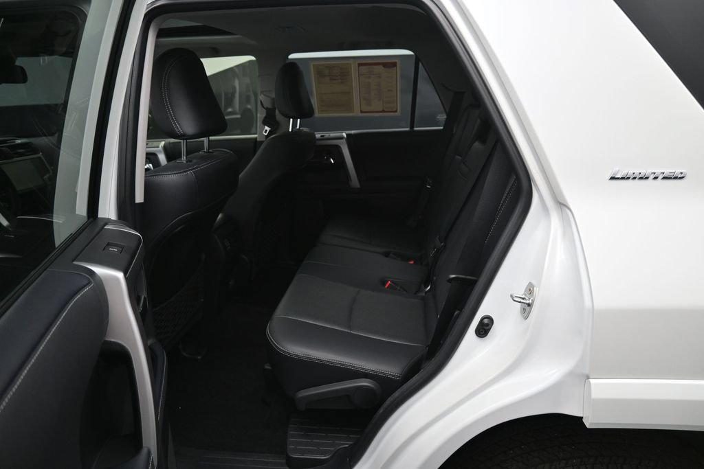 Certified 2024 Toyota 4Runner Limited AWD/4WD image 31