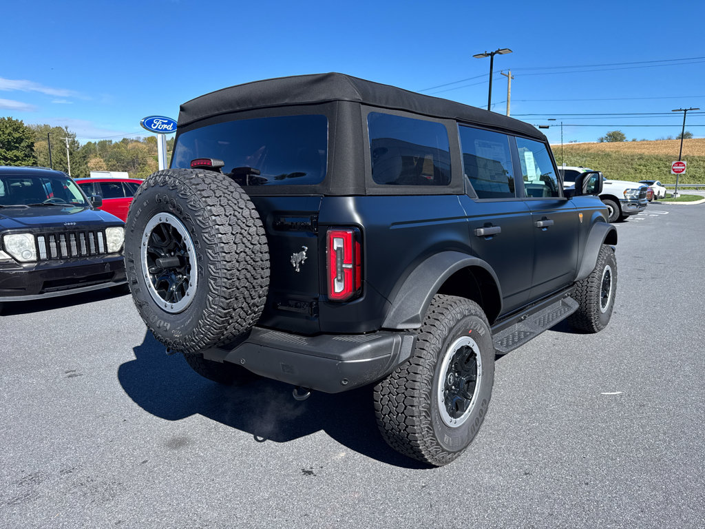 New 2025 Ford Bronco Badlands w/ Matte Film Protection Package AWD/4WD image 17