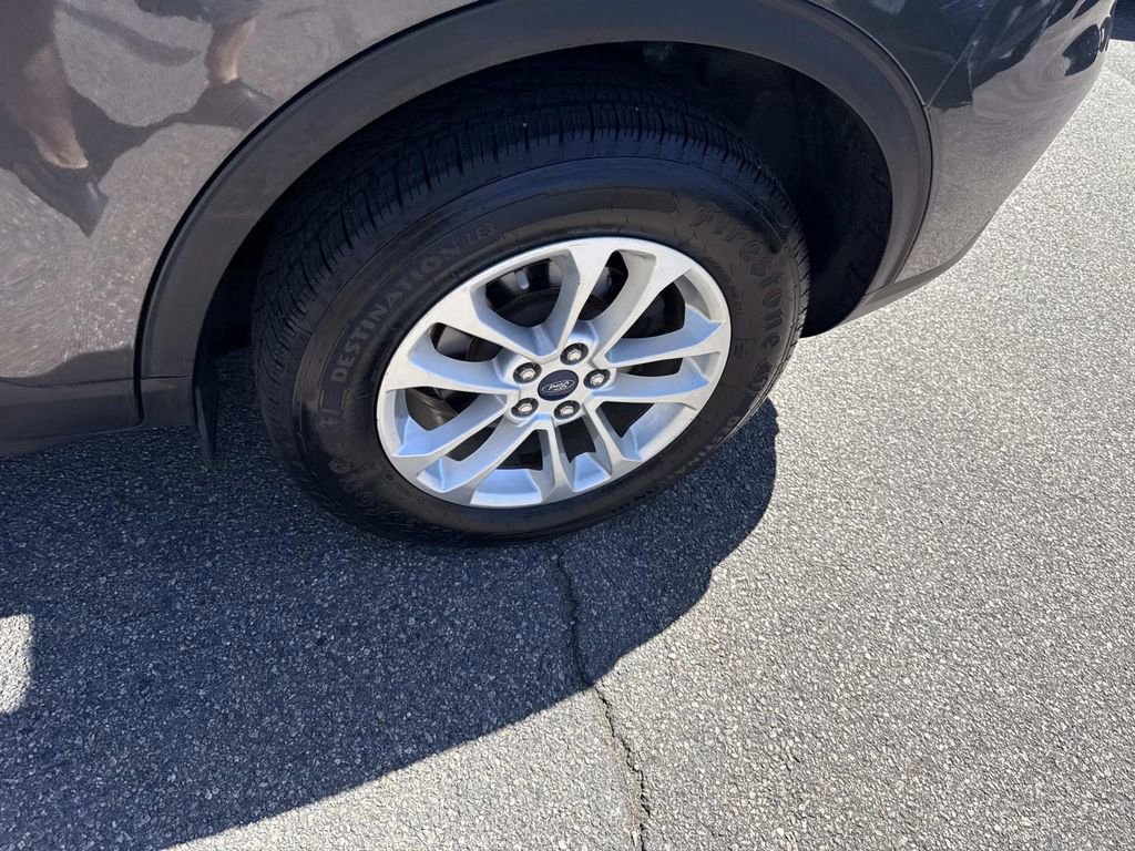 Used 2020 Ford Escape SE AWD/4WD image 13