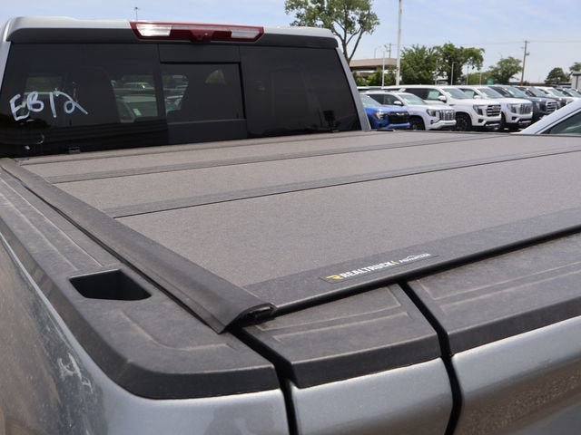 New 2026 GMC Sierra 1500 AT4X w/ LPO, Black Badging Package AWD/4WD image 9