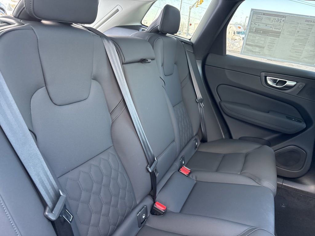 New 2026 Volvo XC60 B5 Plus w/ Protection Package Premier image 44