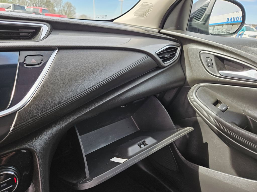 Used 2021 Buick Encore GX Select w/ Sport Touring Package FWD image 16