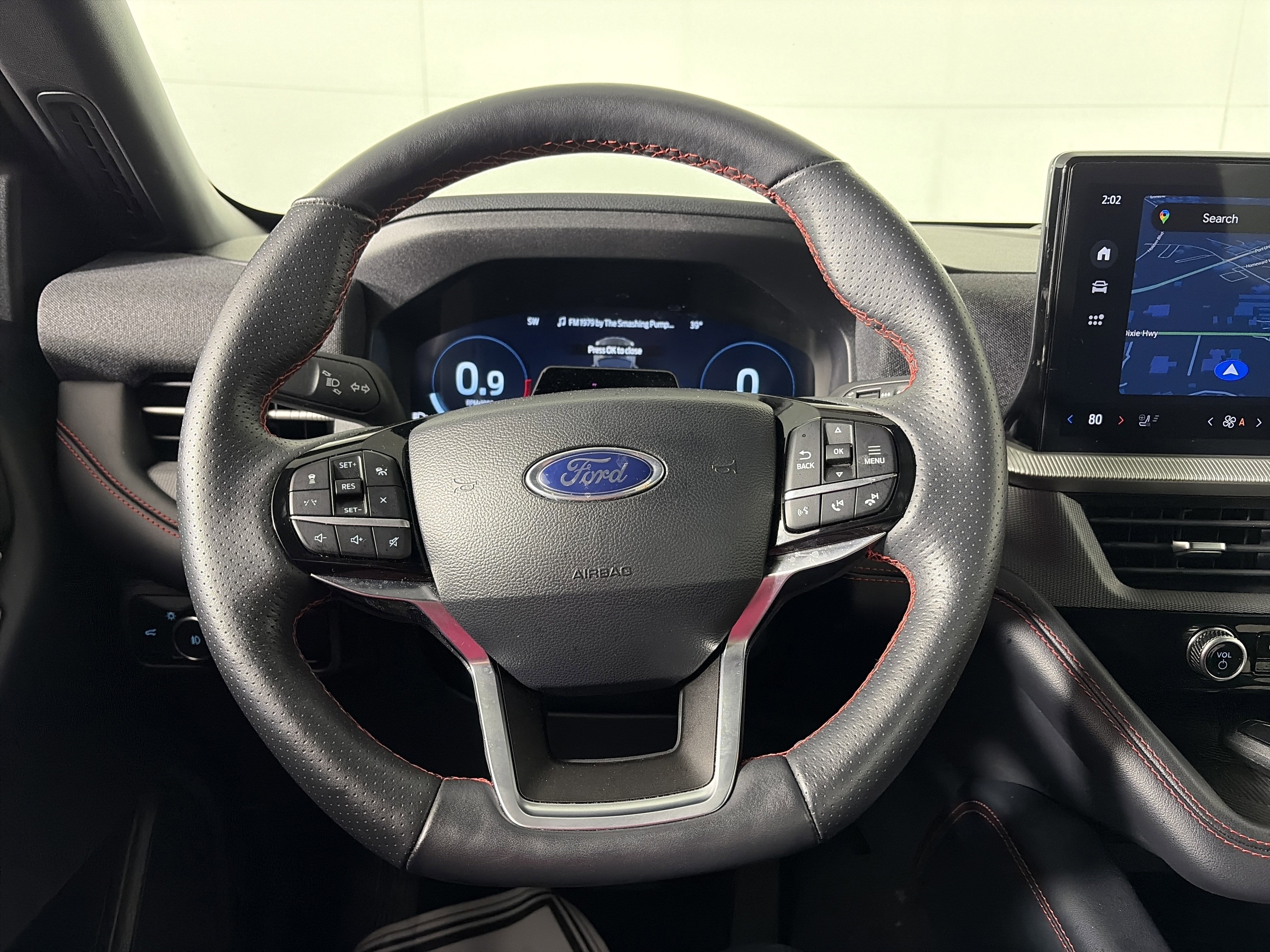 Used 2025 Ford Explorer ST-Line w/ ST-Line Street Pack image 30