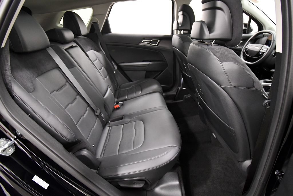 Certified 2026 Kia Sportage SX AWD/4WD image 18