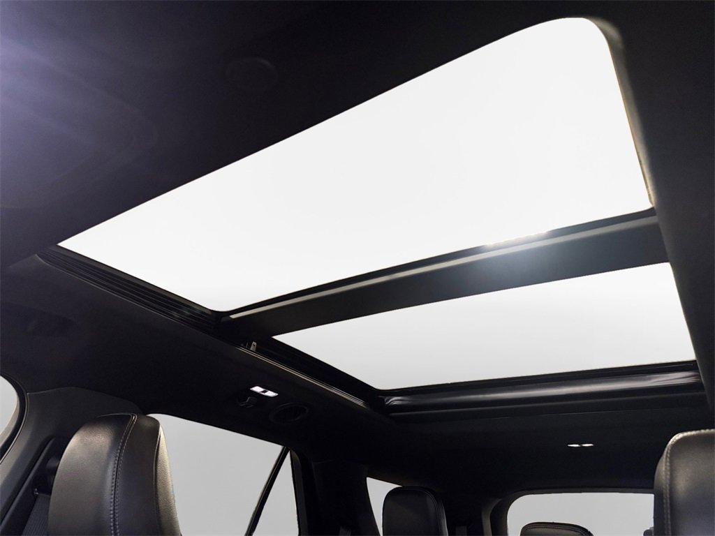 Used 2020 Ford Explorer XLT w/ Equipment Group 202A image 23