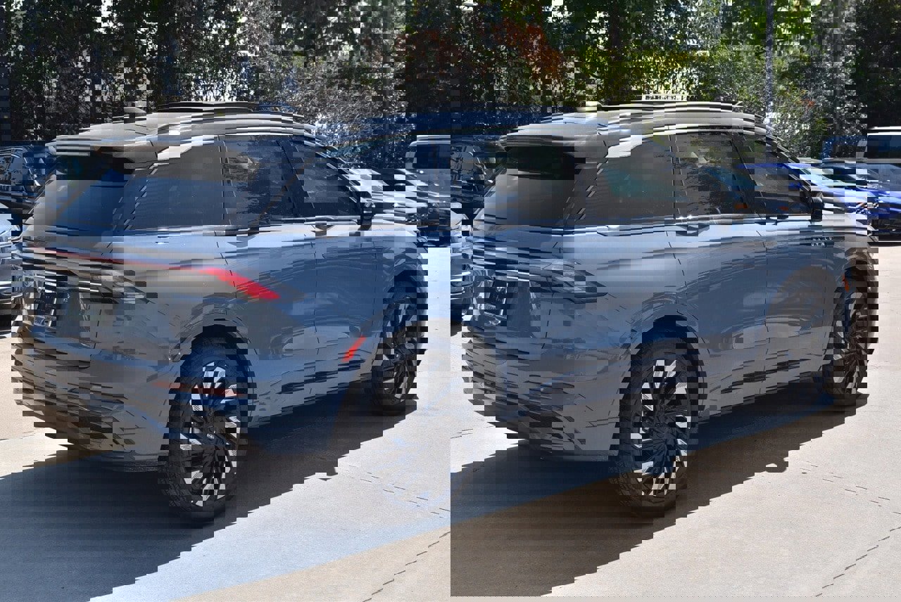 New 2025 Lincoln Nautilus Black Label w/ Jet Appearance Package image 6