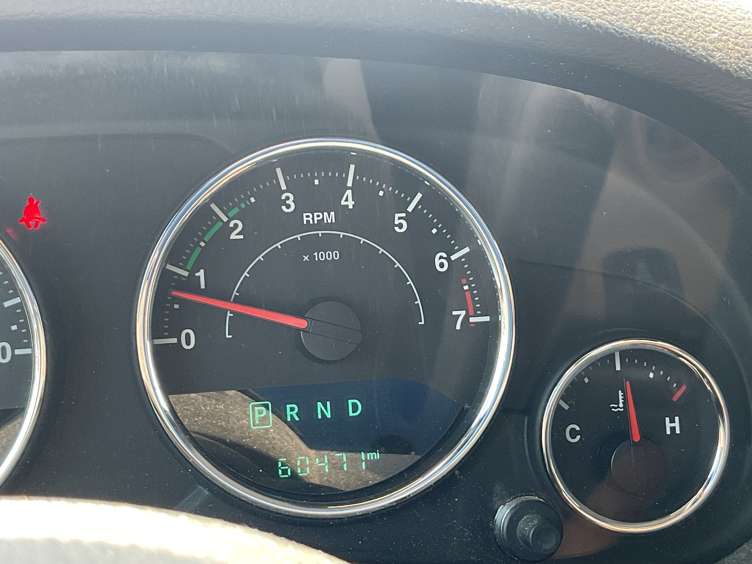 Used 2017 Jeep Wrangler Unlimited Sahara w/ Connectivity Group AWD/4WD image 8