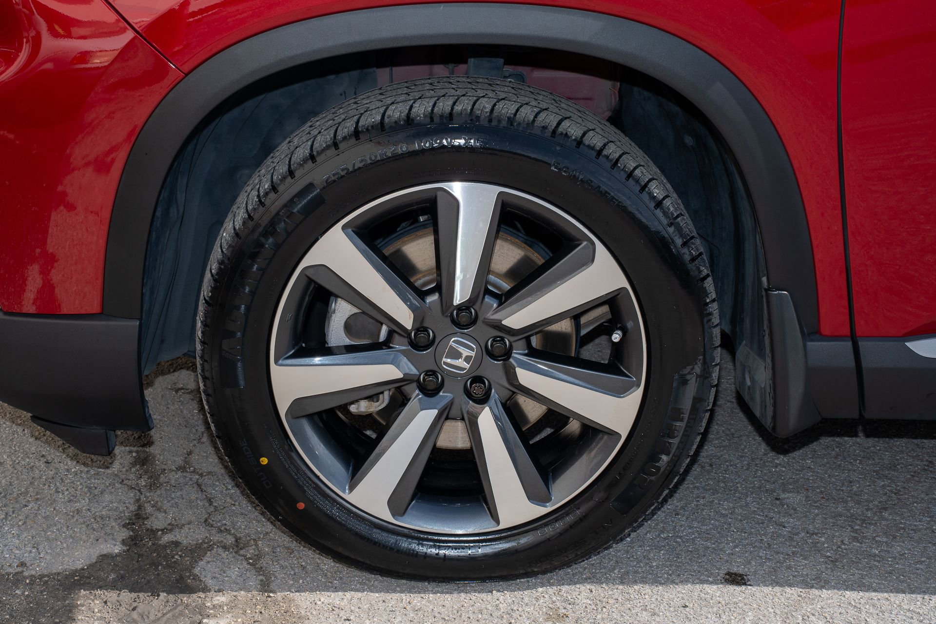 Certified 2025 Honda Pilot Touring image 42
