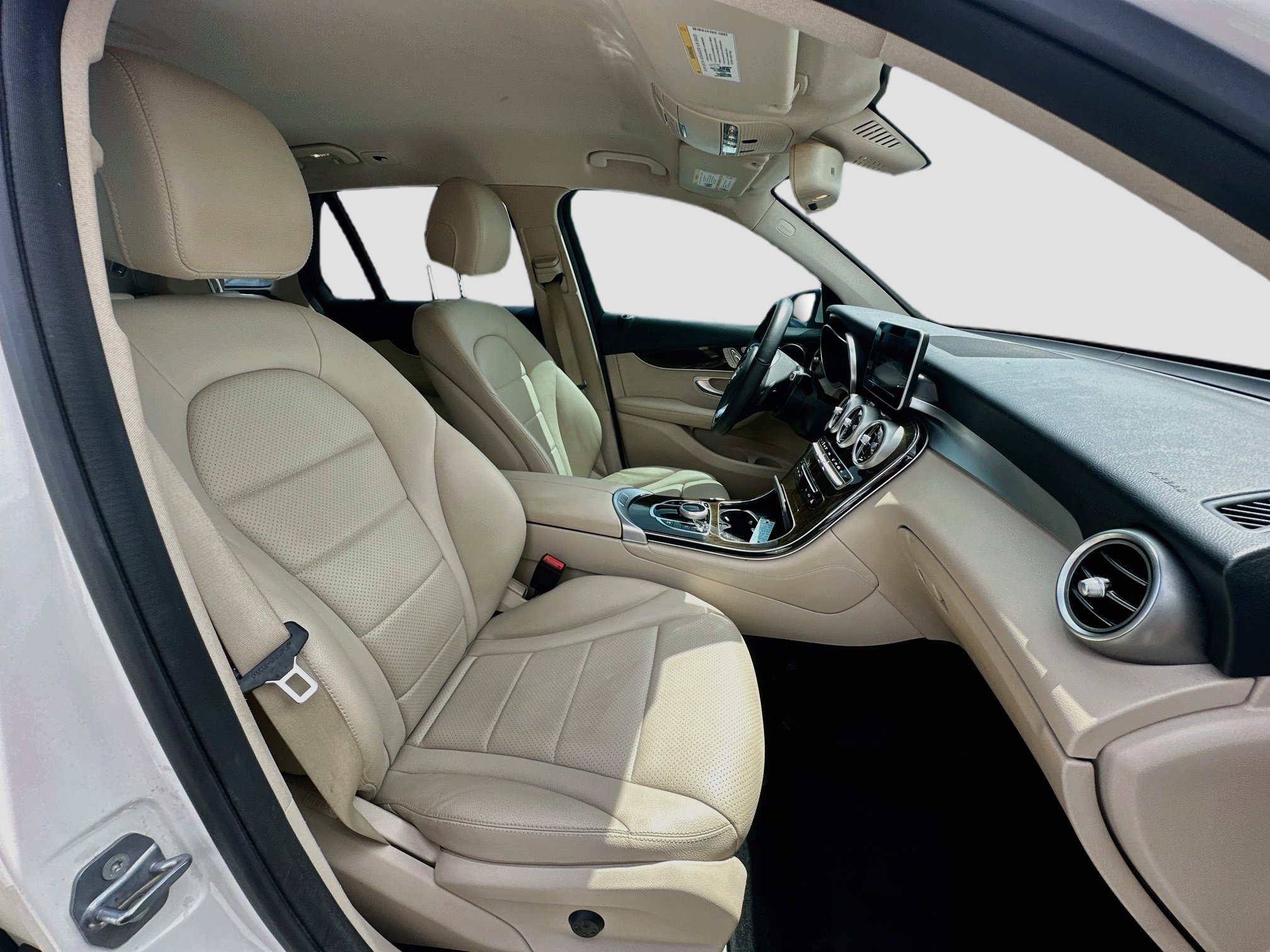 Used 2019 Mercedes-Benz GLC 300 image 27
