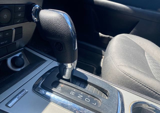 Used 2011 Ford Fusion SE w/ 202A Rapid Spec Order Code FWD image 27