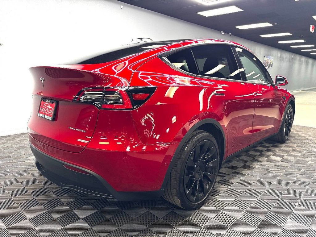 Used 2021 Tesla Model Y Long Range image 14