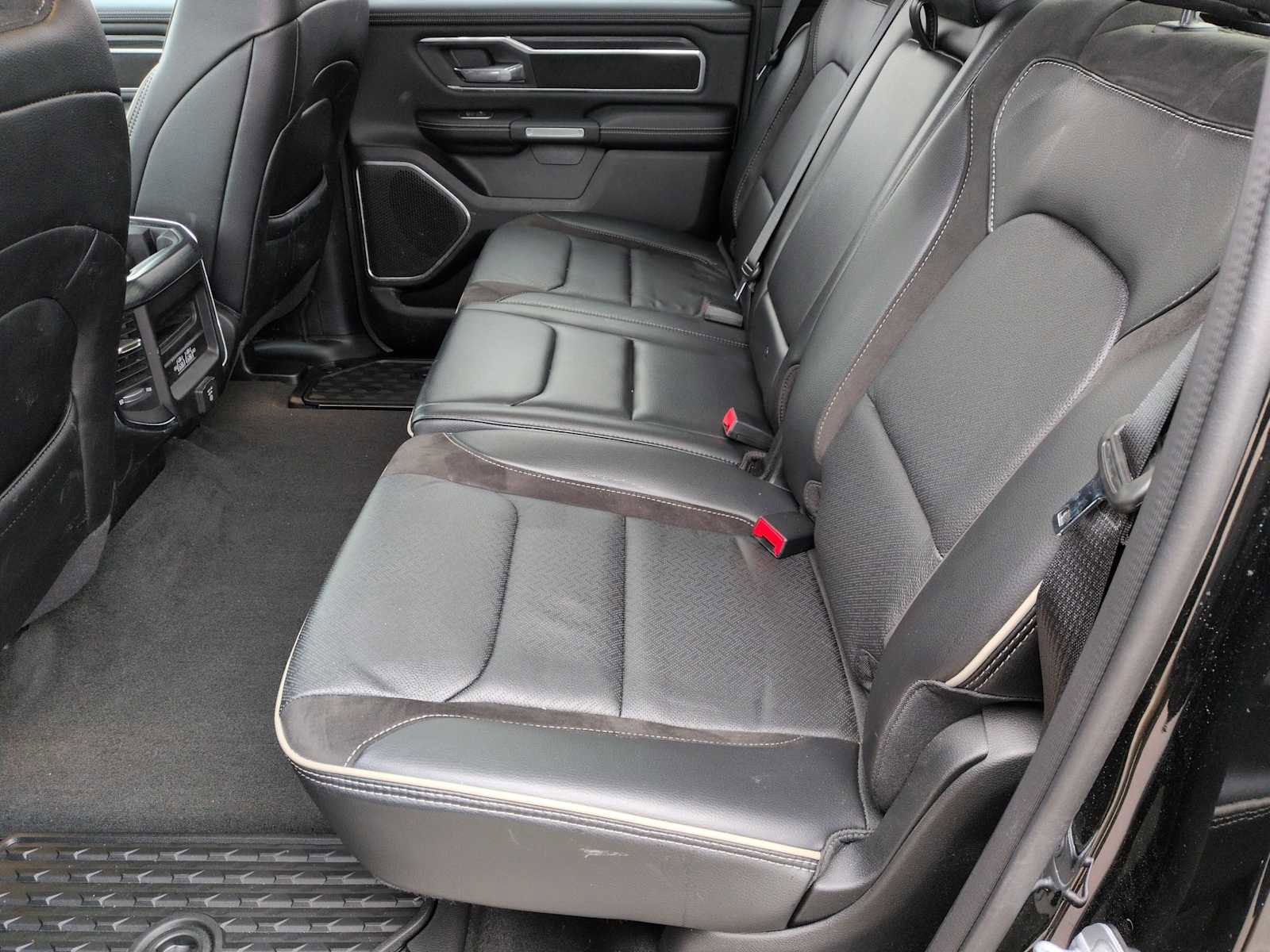 Used 2023 RAM 1500 Laramie image 16