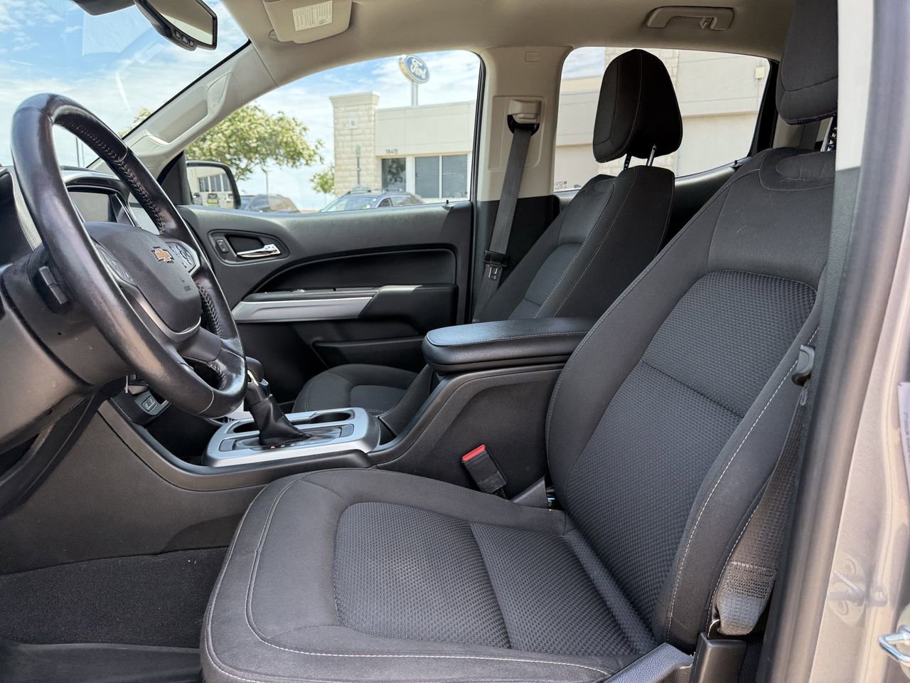 Used 2022 Chevrolet Colorado LT w/ LT Convenience Package AWD/4WD image 26