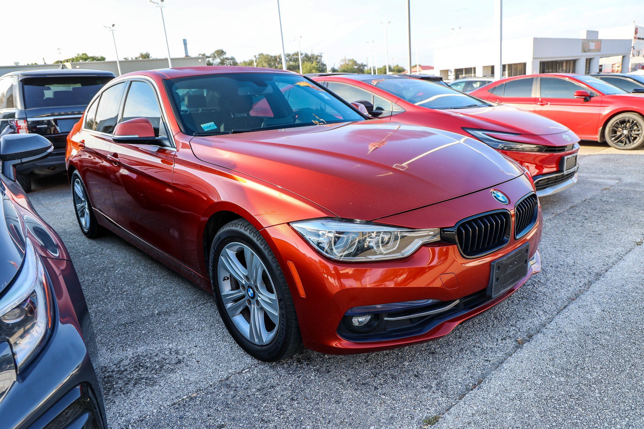Used 2018 BMW 330i Sedan RWD image 6