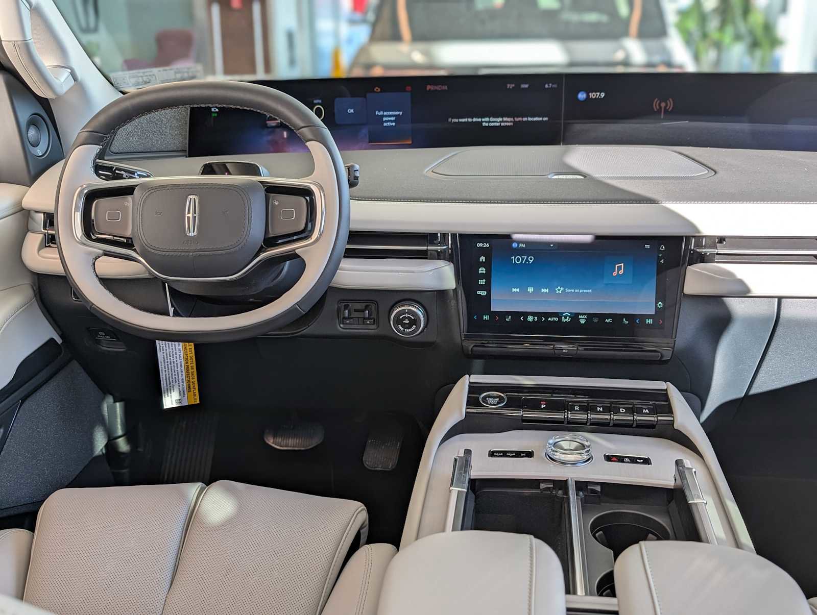 New 2026 Lincoln Navigator L Reserve w/ Jet Appearance Package image 5