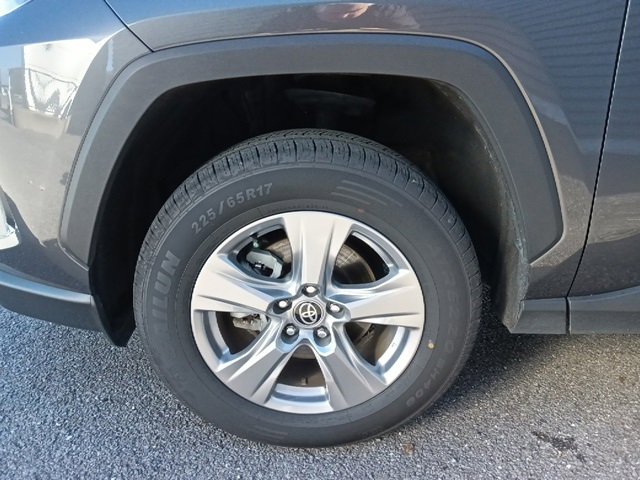 Used 2024 Toyota RAV4 XLE image 10