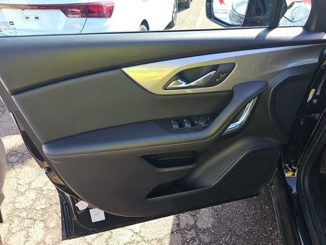 Used 2025 Chevrolet Blazer LT image 15