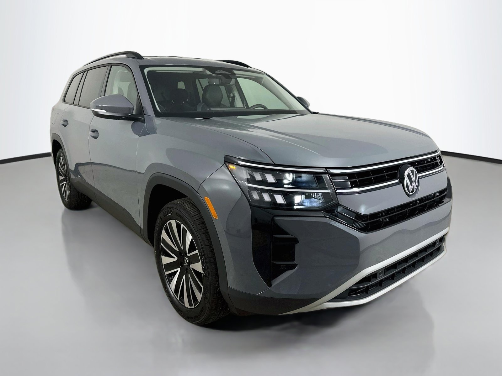 New 2027 Volkswagen Atlas SE AWD/4WD image 3
