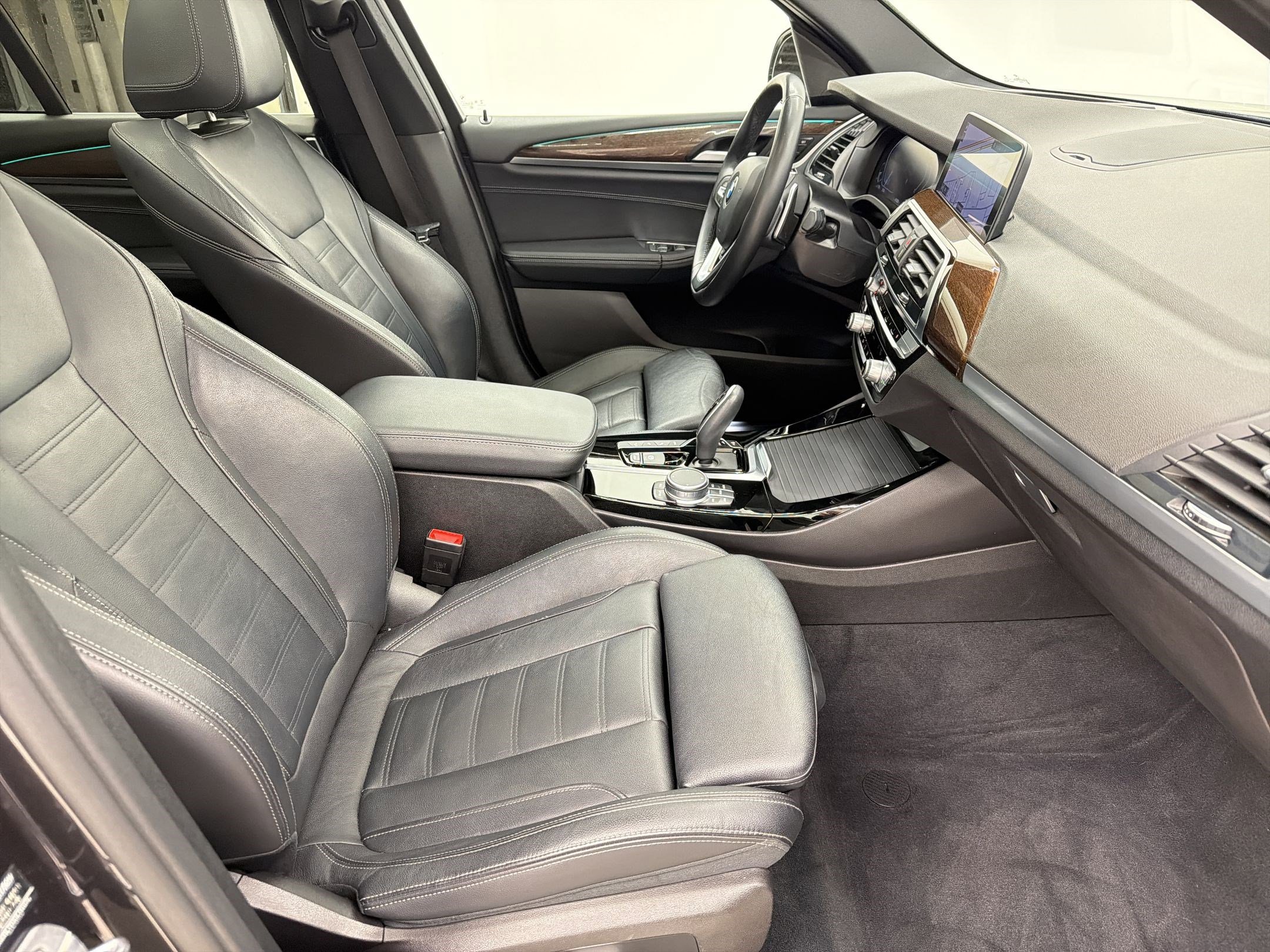 Used 2021 BMW X3 xDrive30e w/ Executive Package image 31