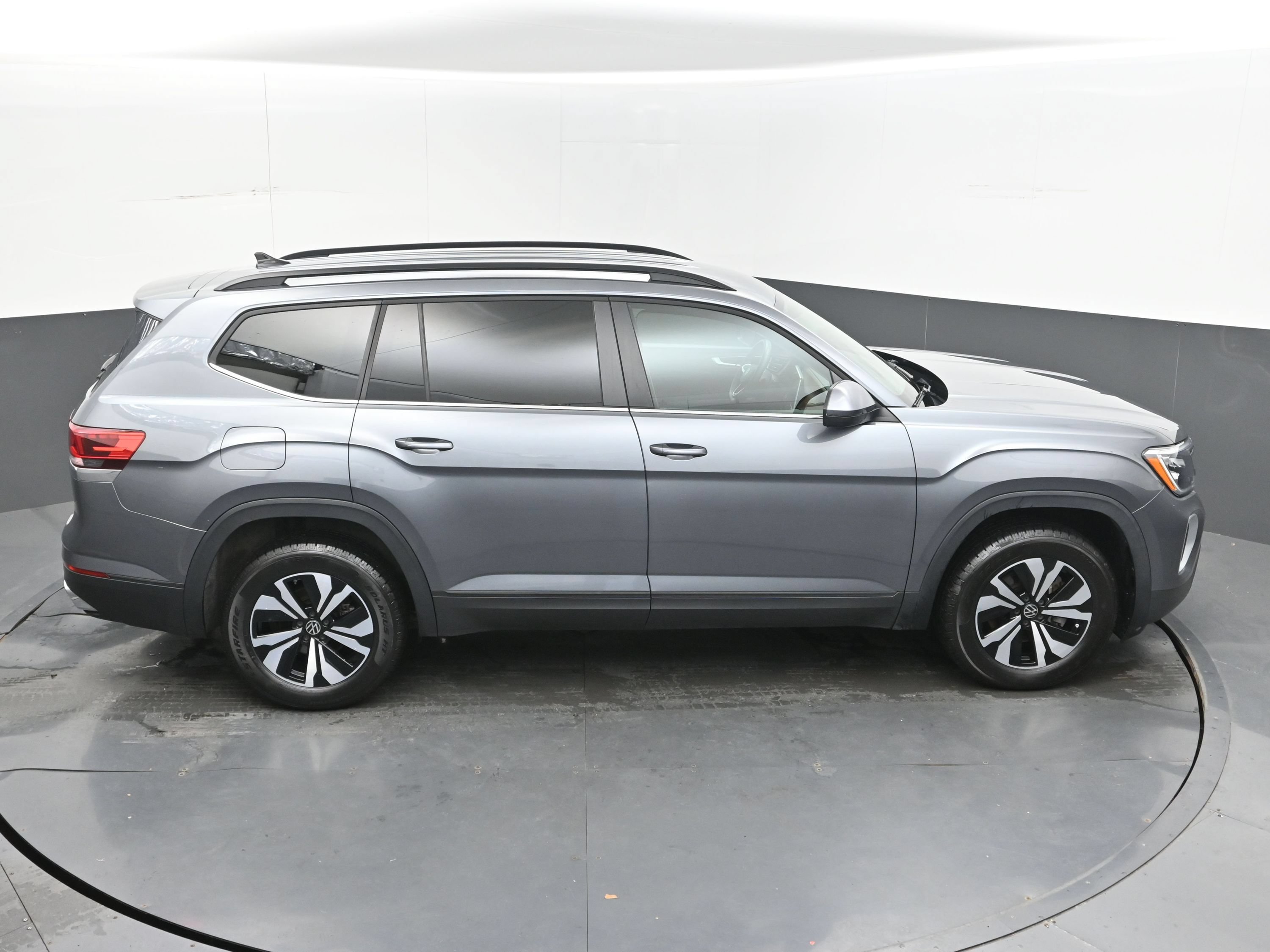Used 2024 Volkswagen Atlas SE FWD image 53