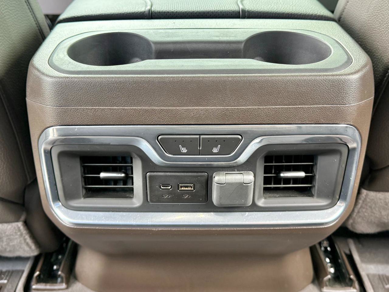 Used 2019 GMC Sierra 1500 Denali w/ Denali Ultimate Package AWD/4WD image 25