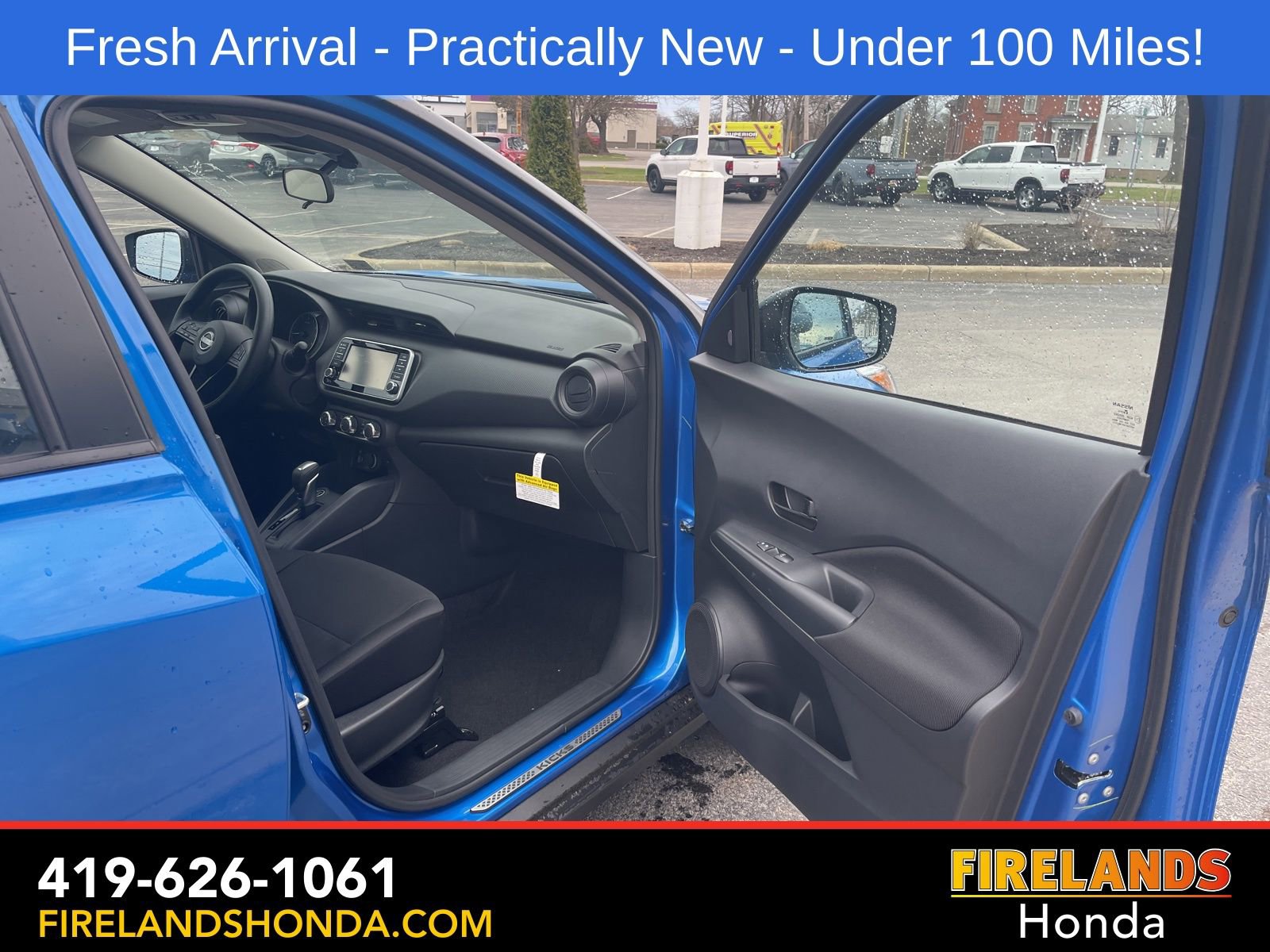 Used 2025 Nissan Kicks Play S image 10